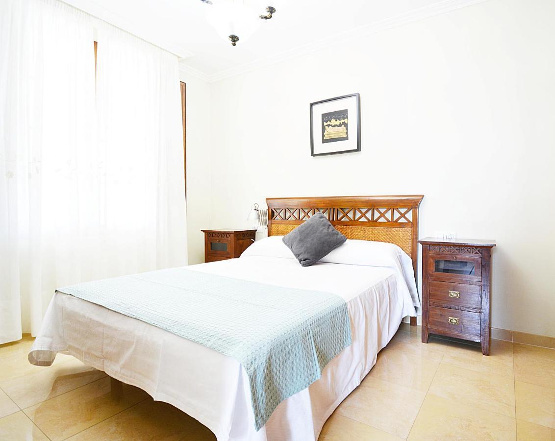 Hébergement de vacances Galihost - Casa Con Precioso Jardin En